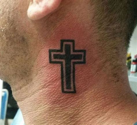 cruz en el cuello-4